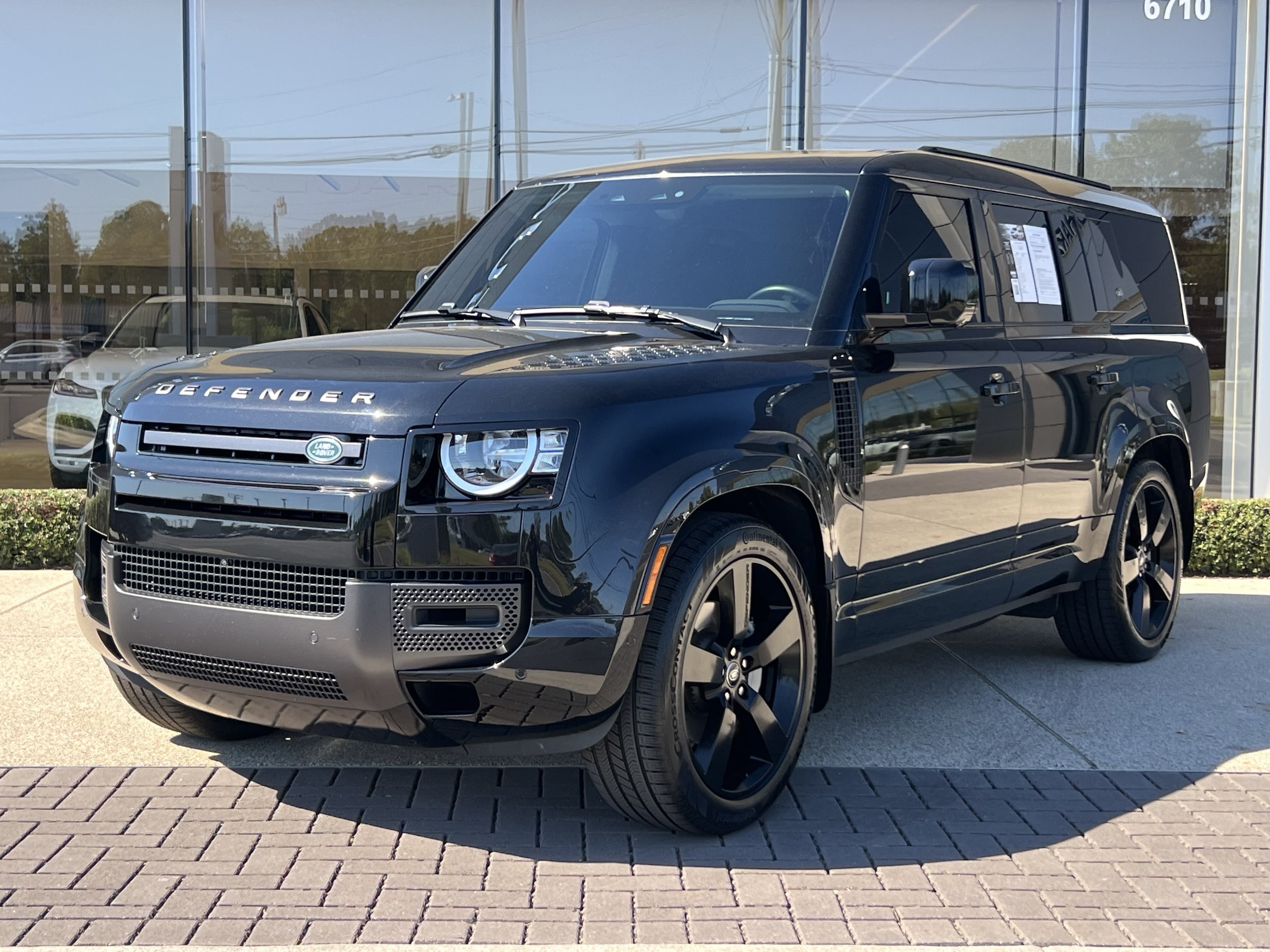 2023 Land Rover Defender S