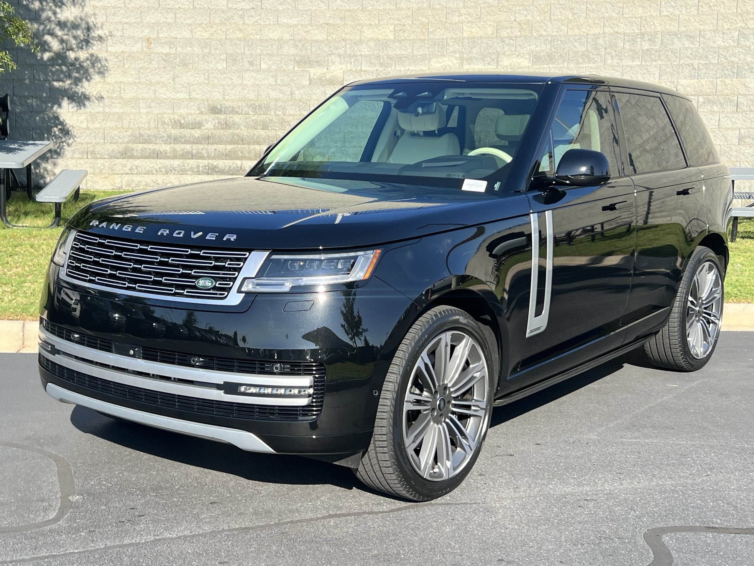 2024 Land Rover Range Rover Autobiography