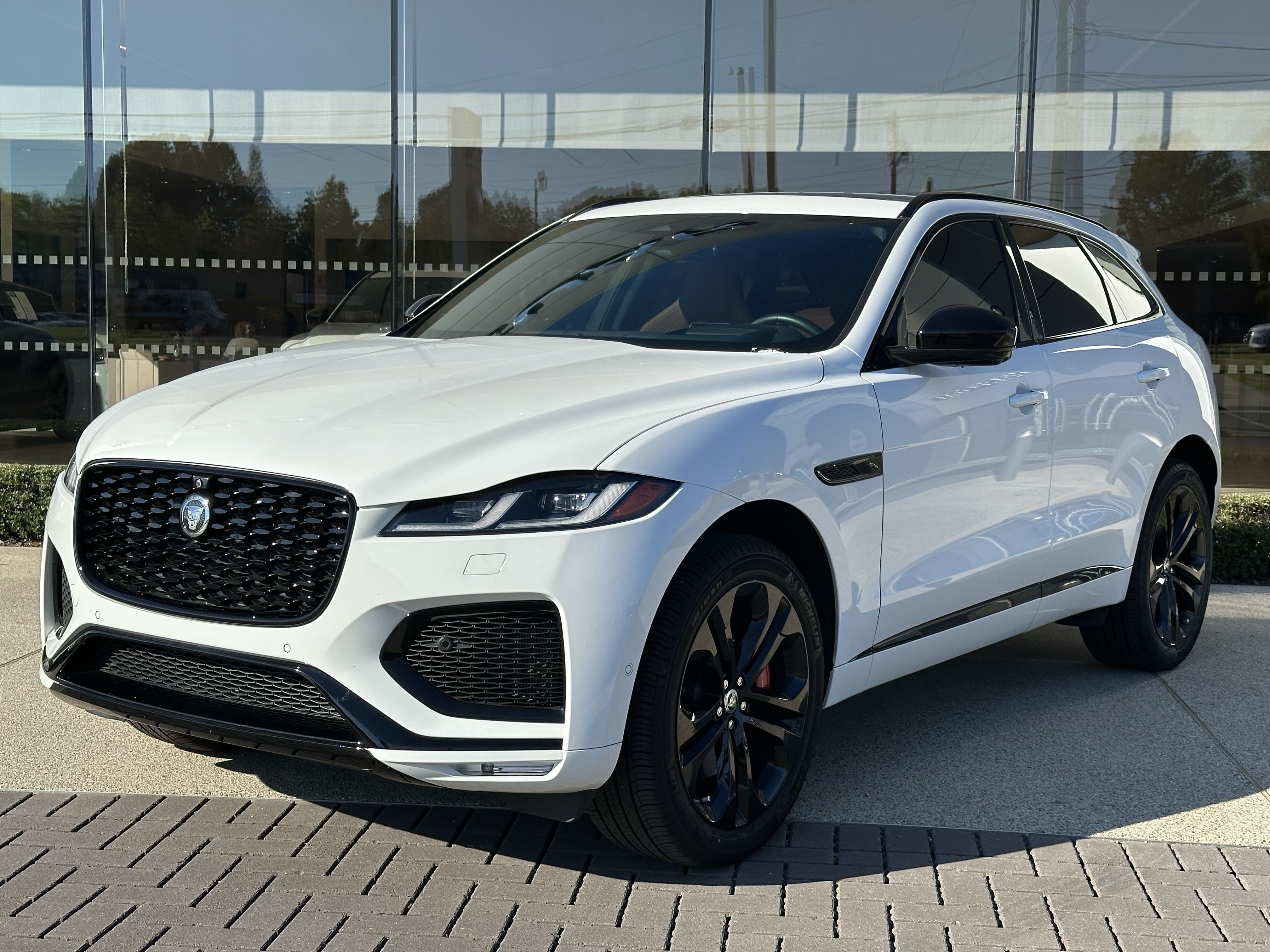  Jaguar F-PACE