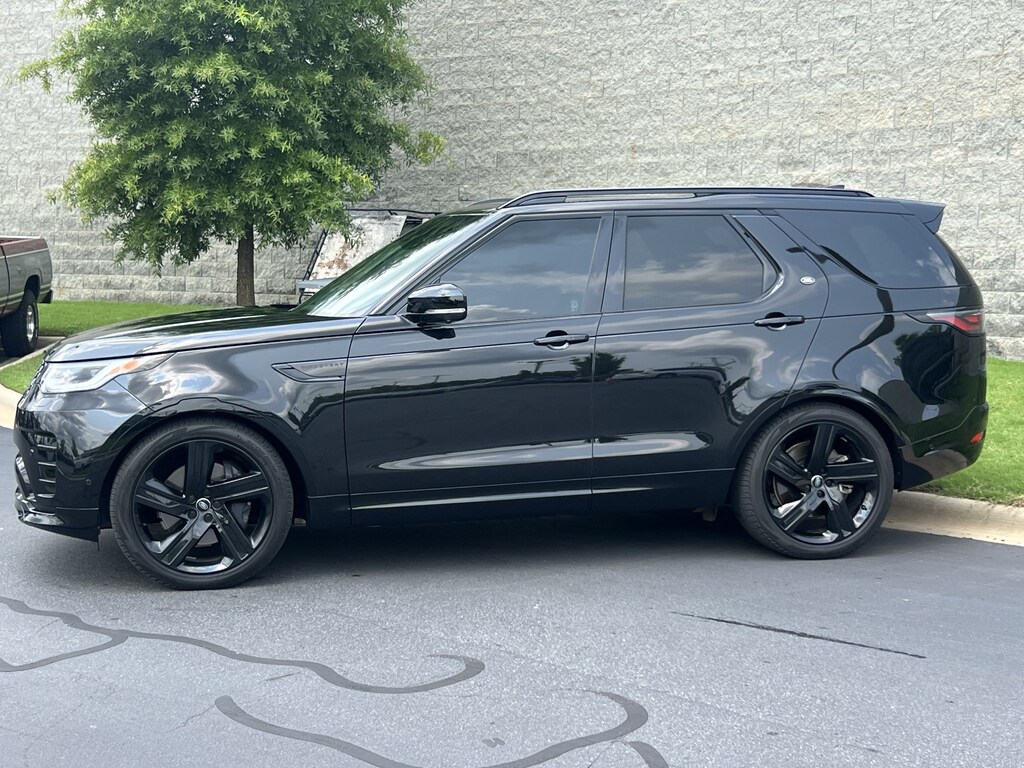 Certified 2024 Land Rover Discovery Dynamic SE SUV
