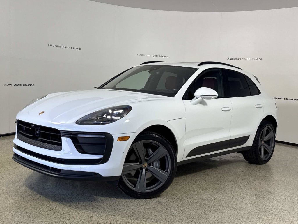 Used 2024 Porsche Macan Base SUV