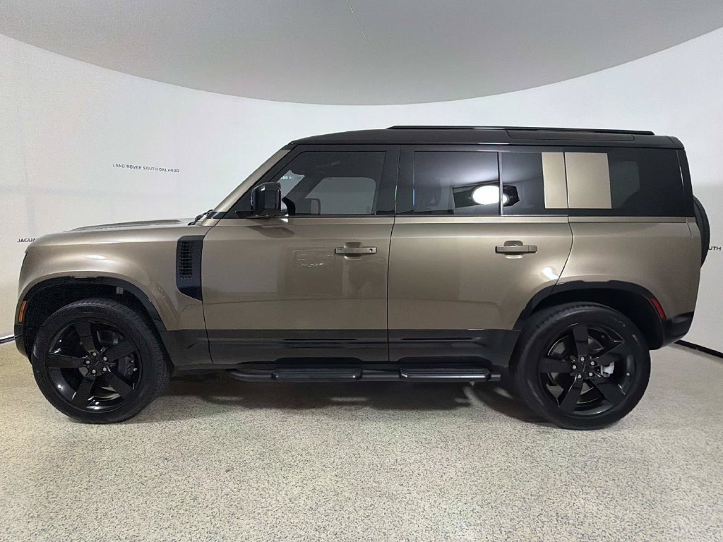 Certified 2026 Land Rover Defender 110 X-Dynamic SE SUV