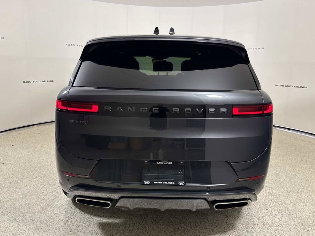 Used 2024 Land Rover Range Rover Sport Dynamic SE SUV