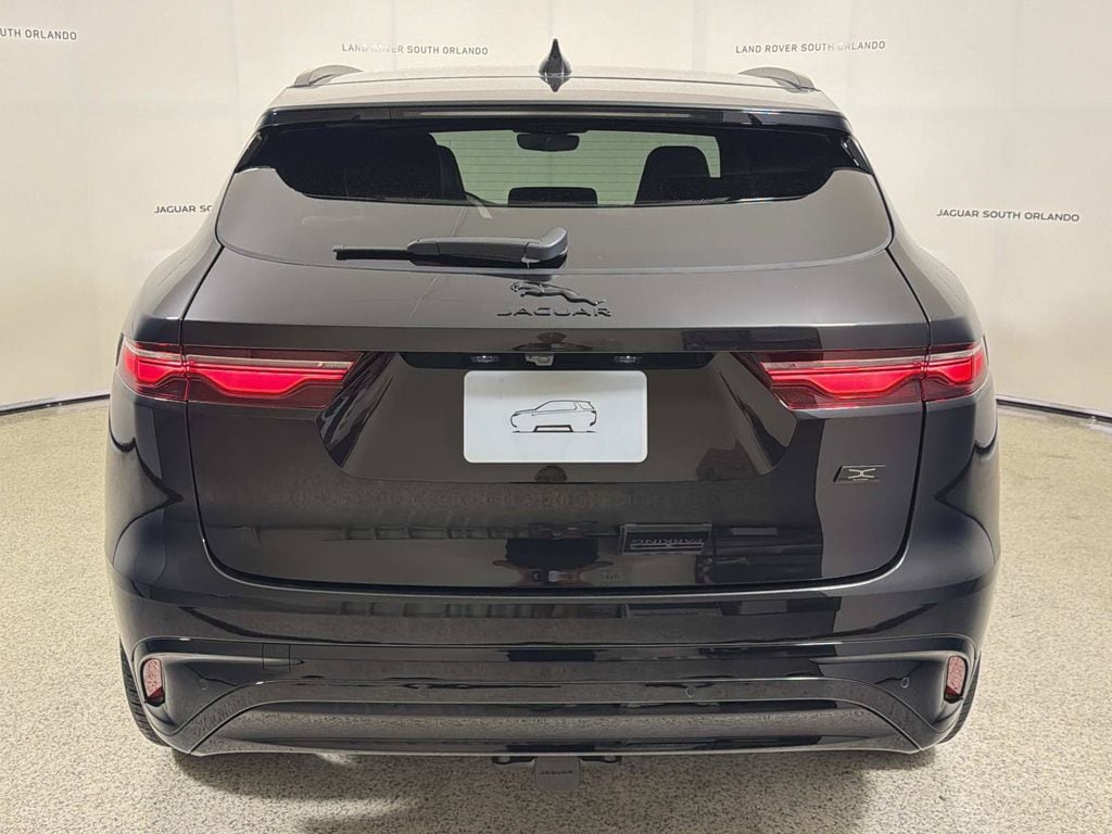 2026 Jaguar F-Pace R-Dynamic S - Photo 4