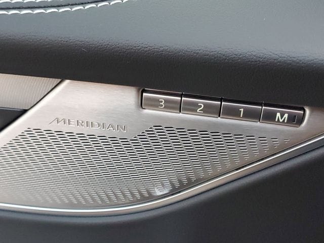 2026 Jaguar F-Pace R-Dynamic S - Photo 23