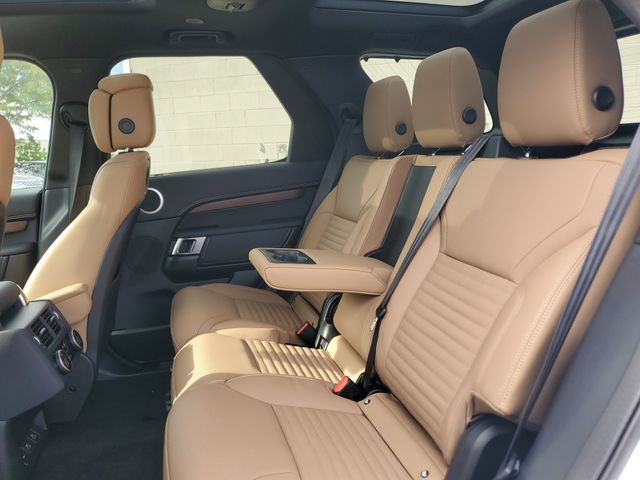2024 Land Rover Discovery Dynamic SE - Photo 12