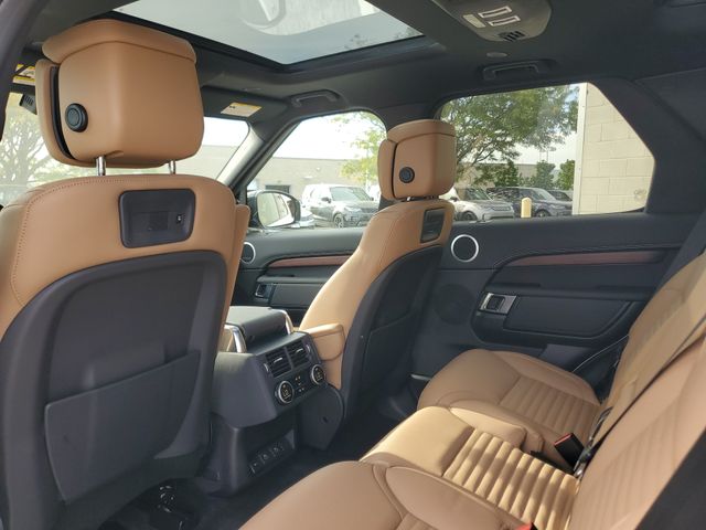 2024 Land Rover Discovery Dynamic SE - Photo 13