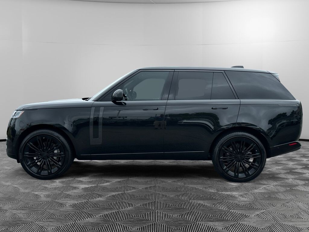 Used 2026 Land Rover Range Rover SE SUV