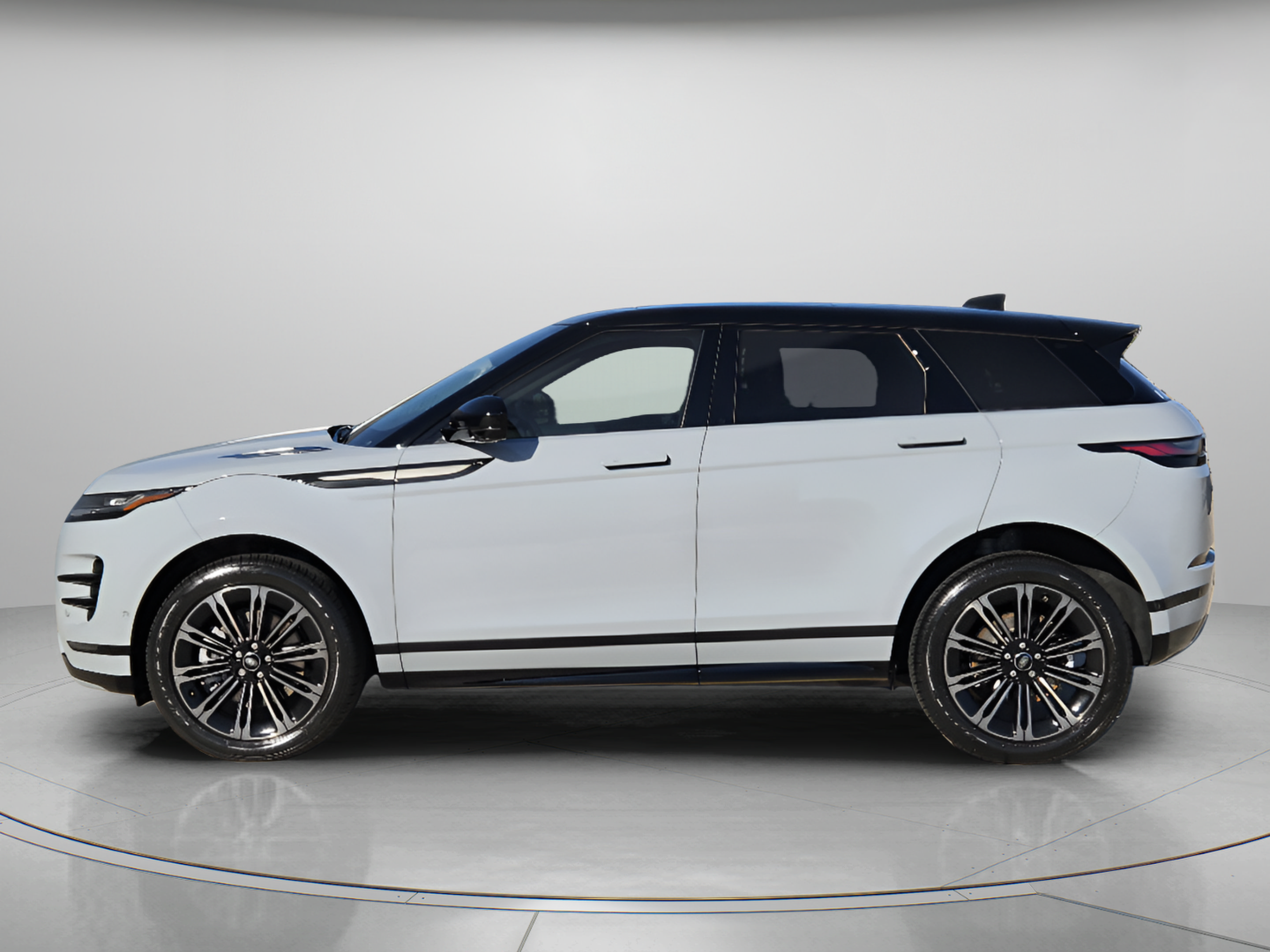 Certified 2026 Land Rover Range Rover Evoque Dynamic Dynamic SE AWD *Ltd Avail*
