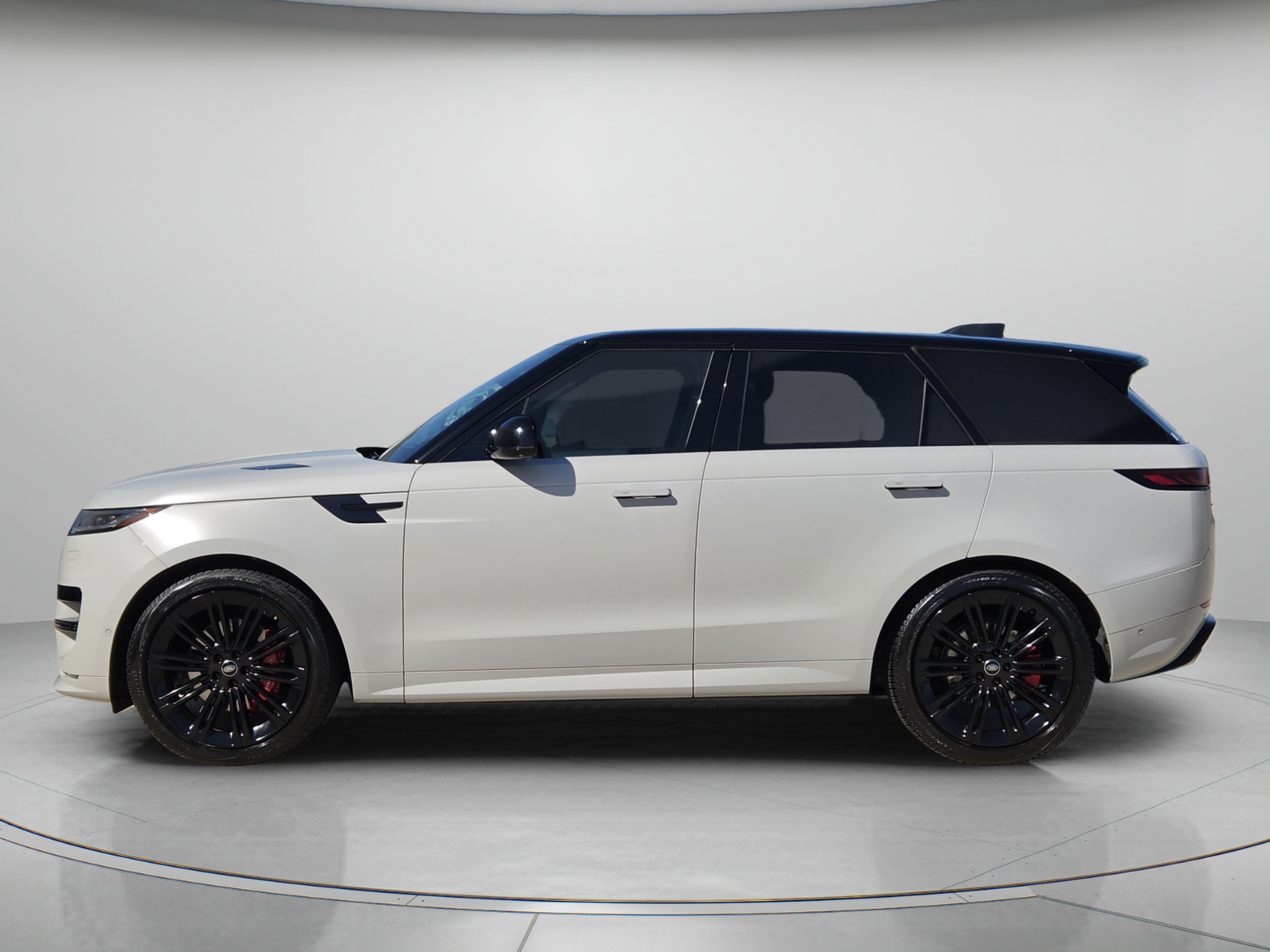 Certified 2024 Land Rover Range Rover Sport Dynamic SE P400 Dynamic SE