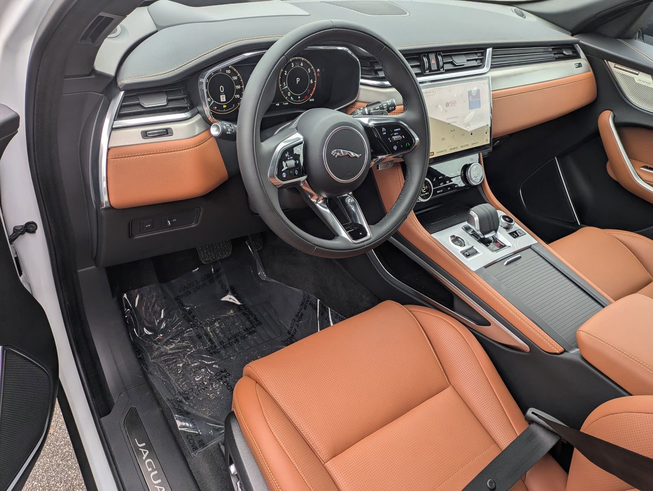 2026 Jaguar F-Pace R-Dynamic S - Photo 9