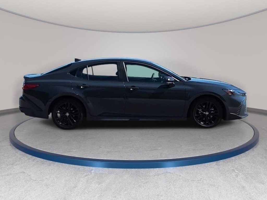 Used 2025 Toyota Camry SE Sedan