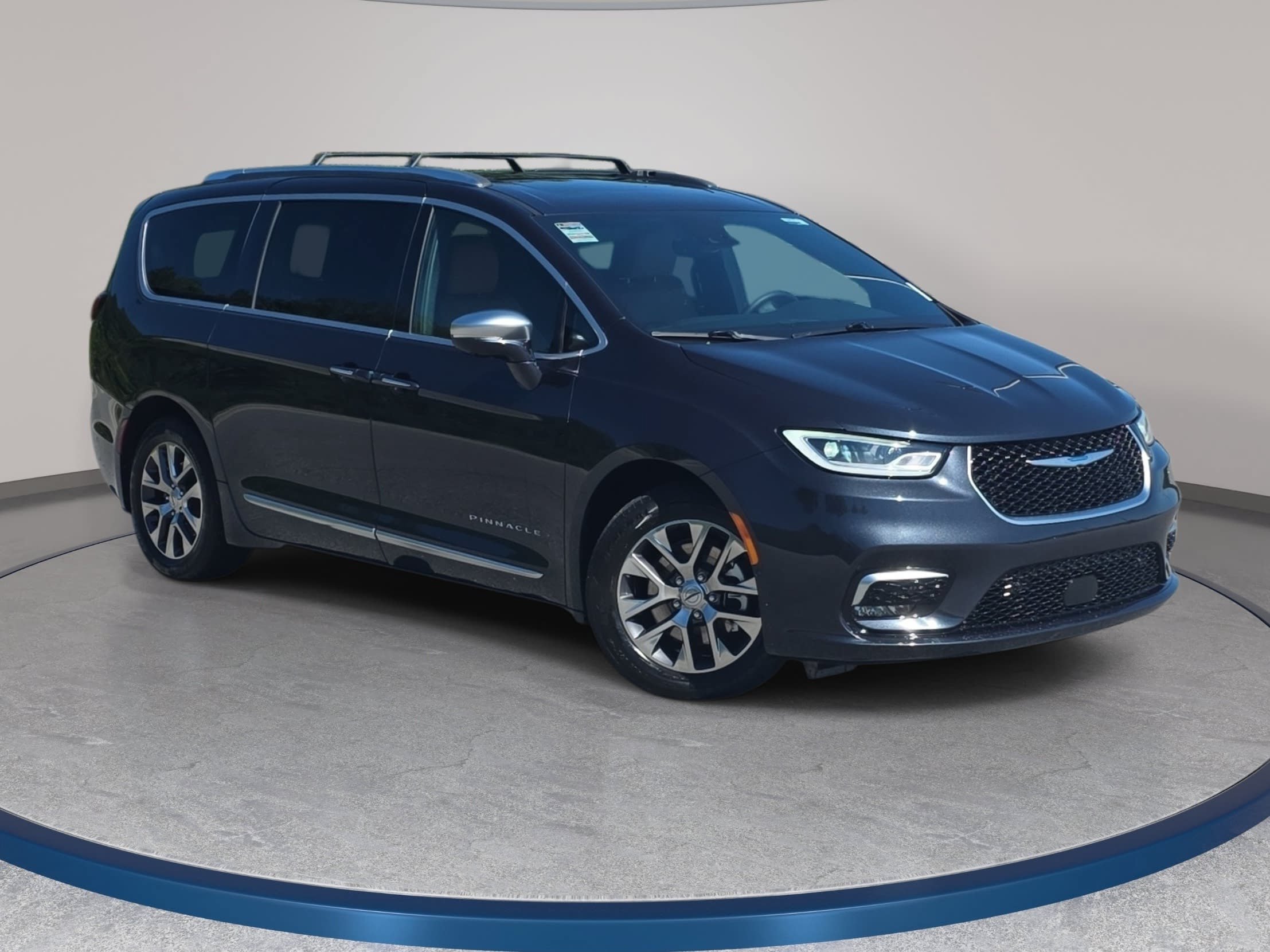 Used 2021 Chrysler Pacifica Hybrid Hybrid Pinnacle Van Passenger Van