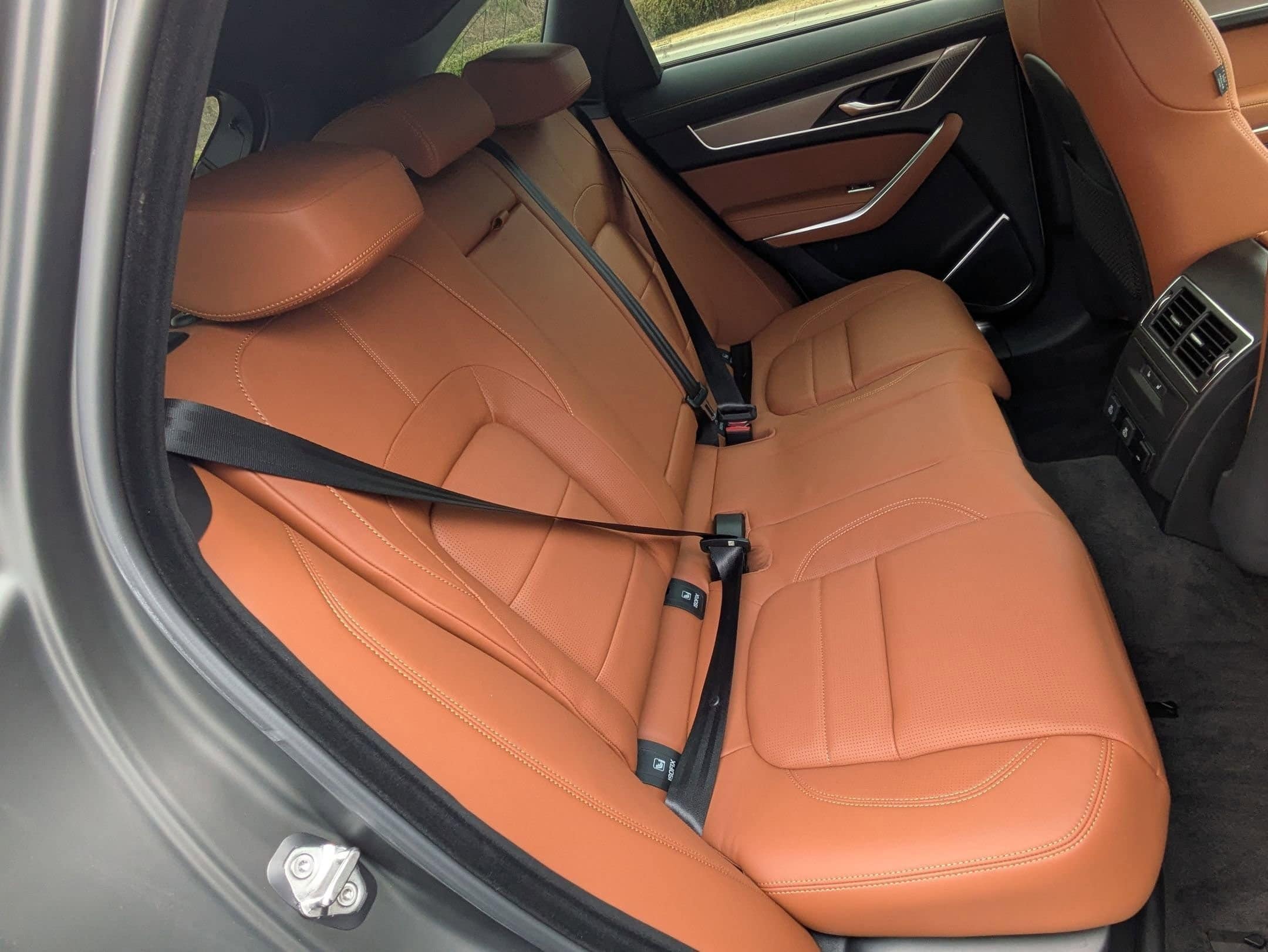 2026 Jaguar F-Pace R-Dynamic S - Photo 29