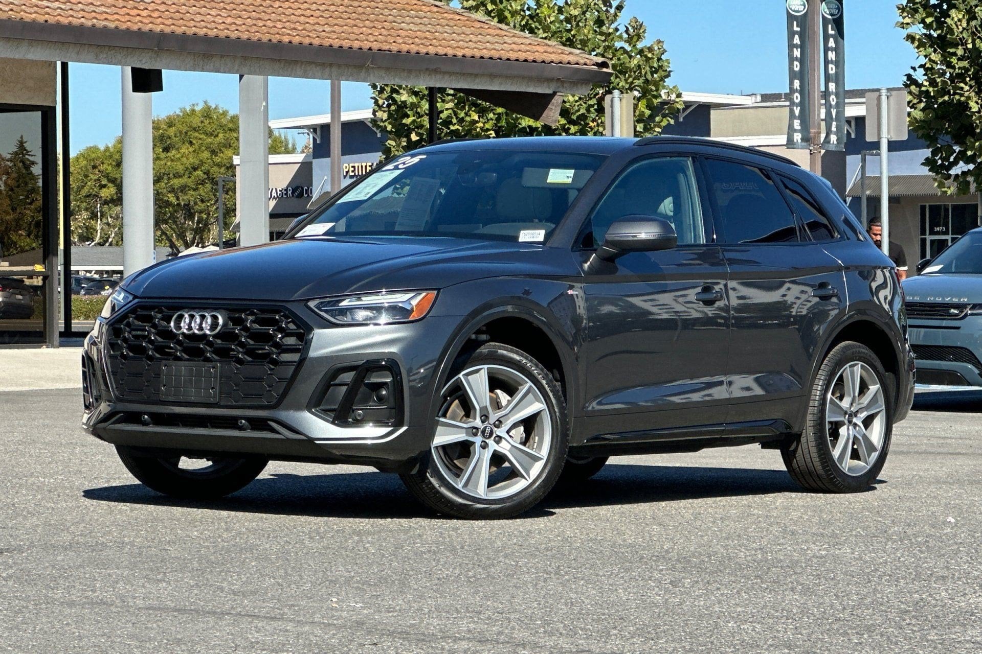 2025 Audi Q5 Premium