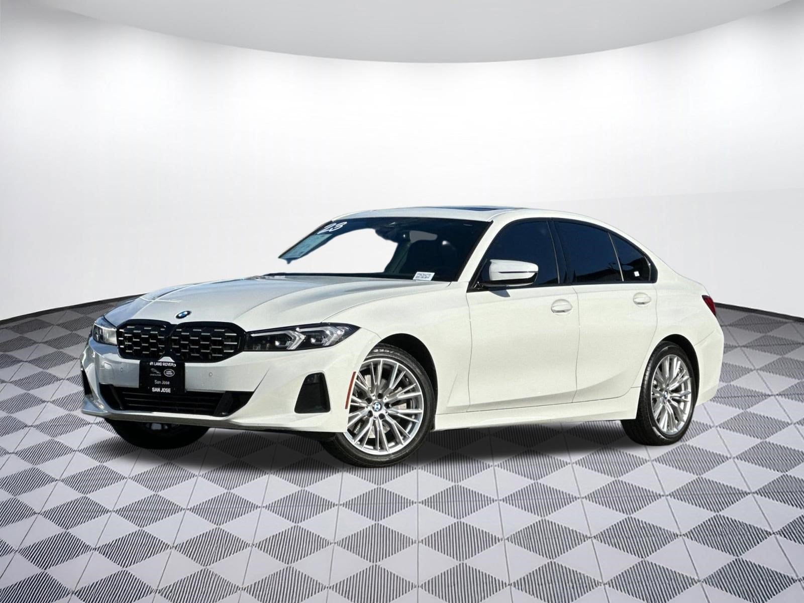 2023 BMW 3 Series 330i