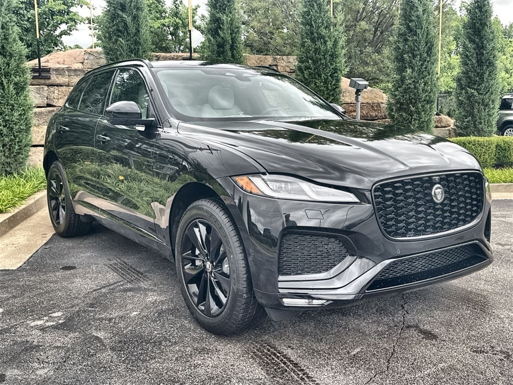 2026 Jaguar F-Pace R-Dynamic S - Photo 7