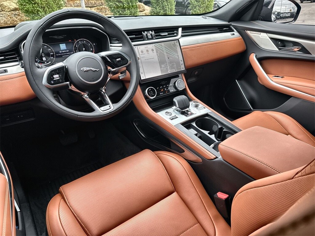 2026 Jaguar F-Pace R-Dynamic S - Photo 13