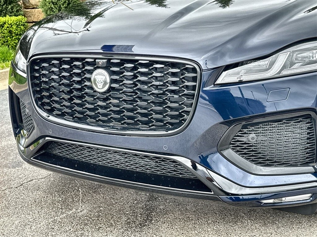 2026 Jaguar F-Pace R-Dynamic S - Photo 9
