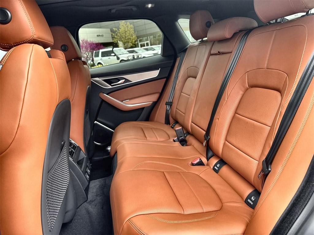2026 Jaguar F-Pace R-Dynamic S - Photo 15