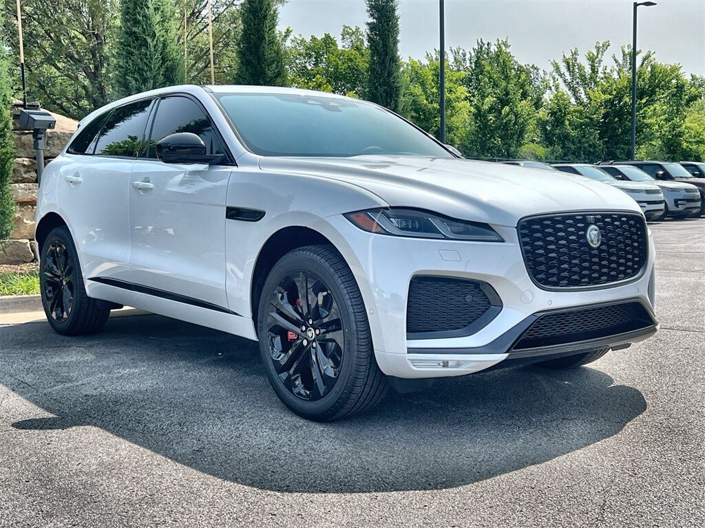 2026 Jaguar F-Pace R-Dynamic S - Photo 7