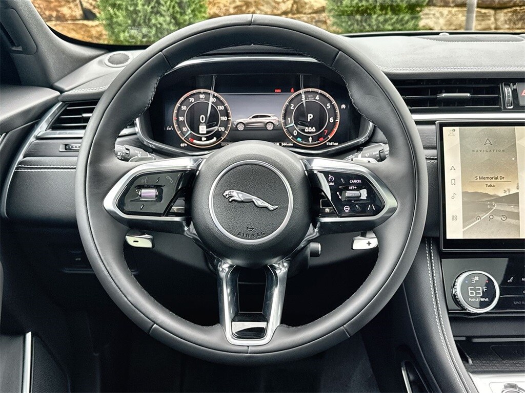 2026 Jaguar F-Pace R-Dynamic S - Photo 21