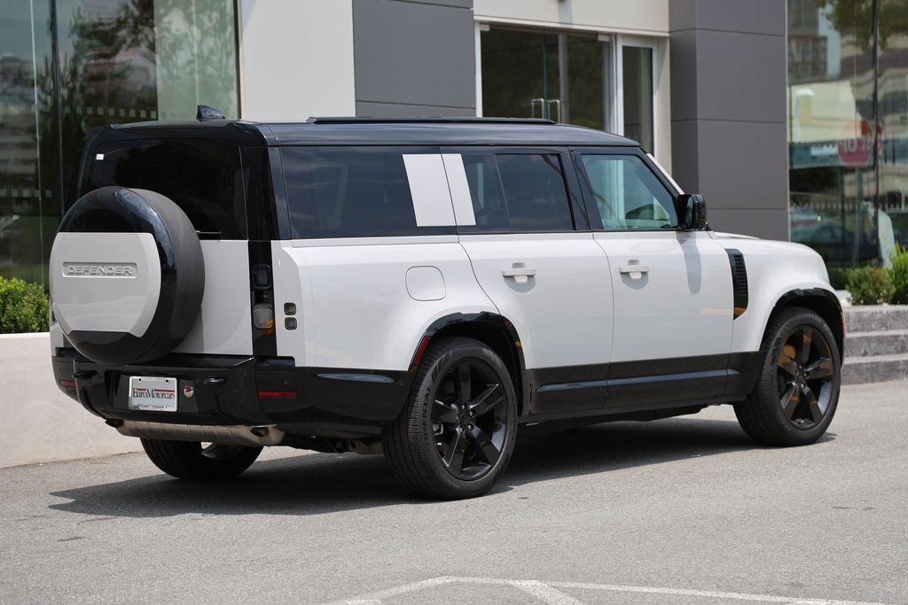 Used 2026 Land Rover Defender 130 X-Dynamic SE SUV