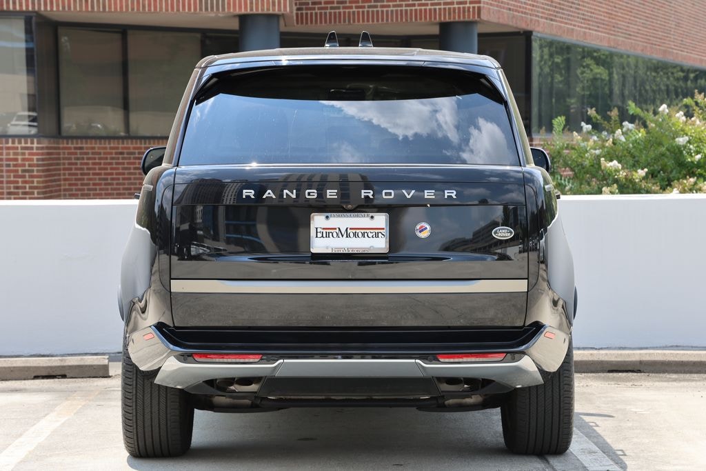 Used 2023 Land Rover Range Rover P530 SE SUV