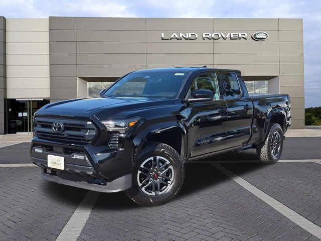 Used 2025 Toyota Tacoma 2WD SR5 Crew Cab Pickup