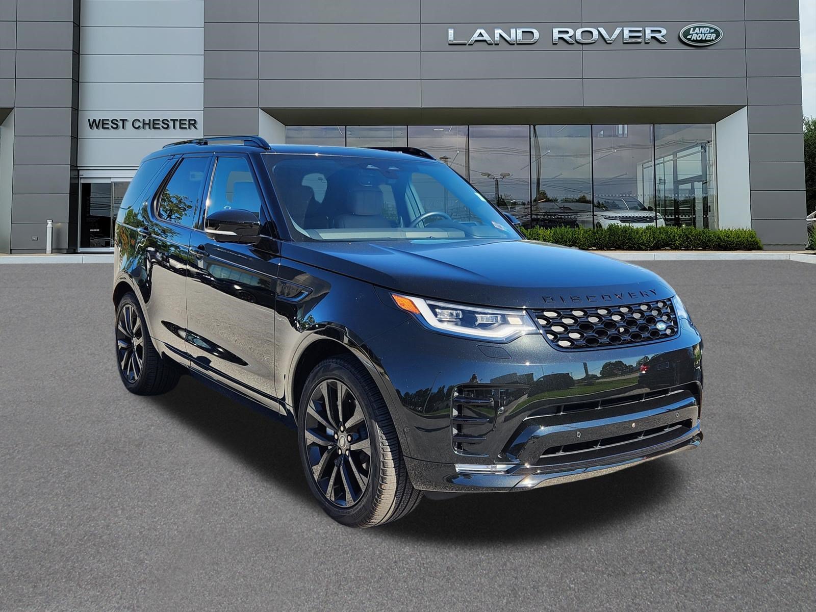 Certified 2026 Land Rover Discovery Dynamic SE SUV