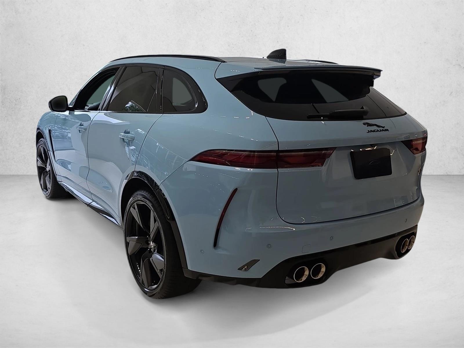 2026 Jaguar F-Pace SVR - Photo 7