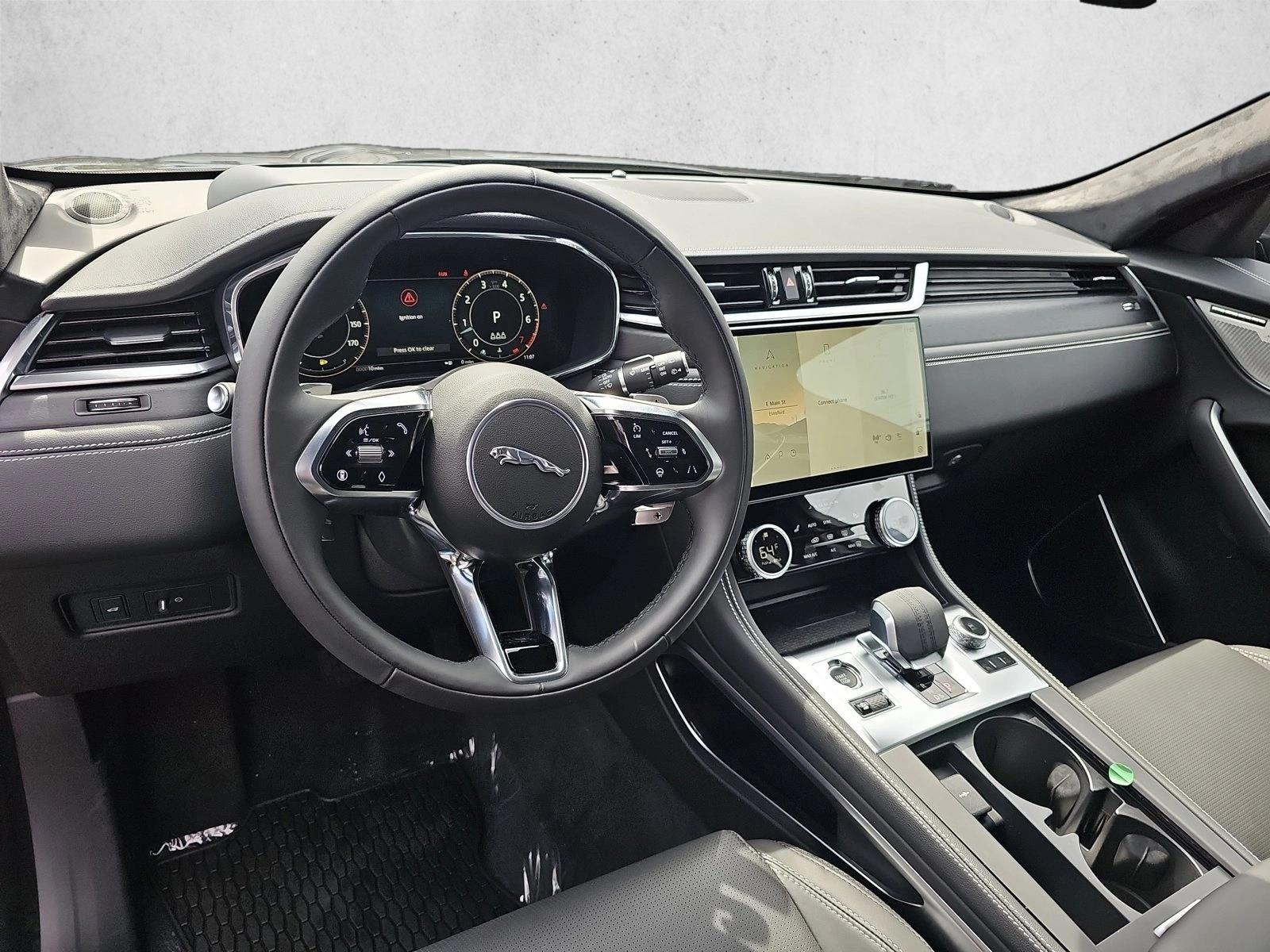 2026 Jaguar F-Pace R-Dynamic S - Photo 10