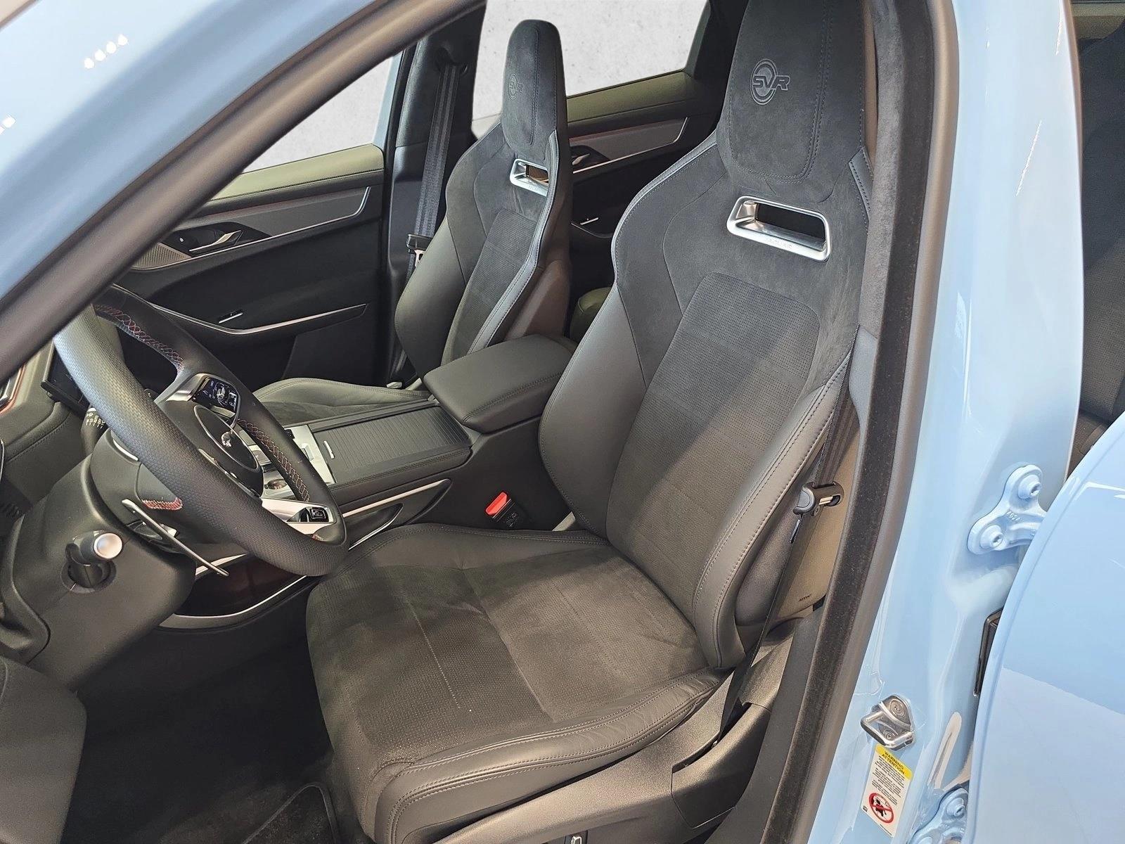 2026 Jaguar F-Pace SVR - Photo 15