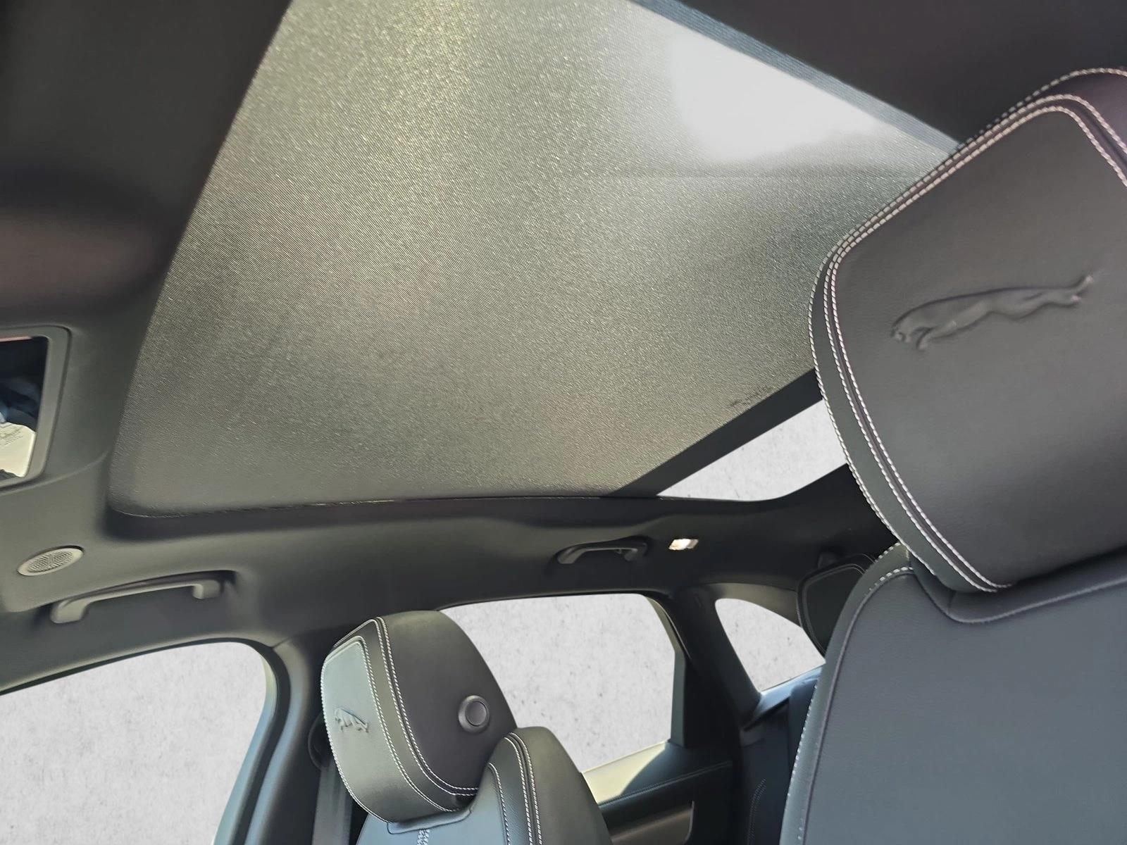 2026 Jaguar F-Pace R-Dynamic S - Photo 27