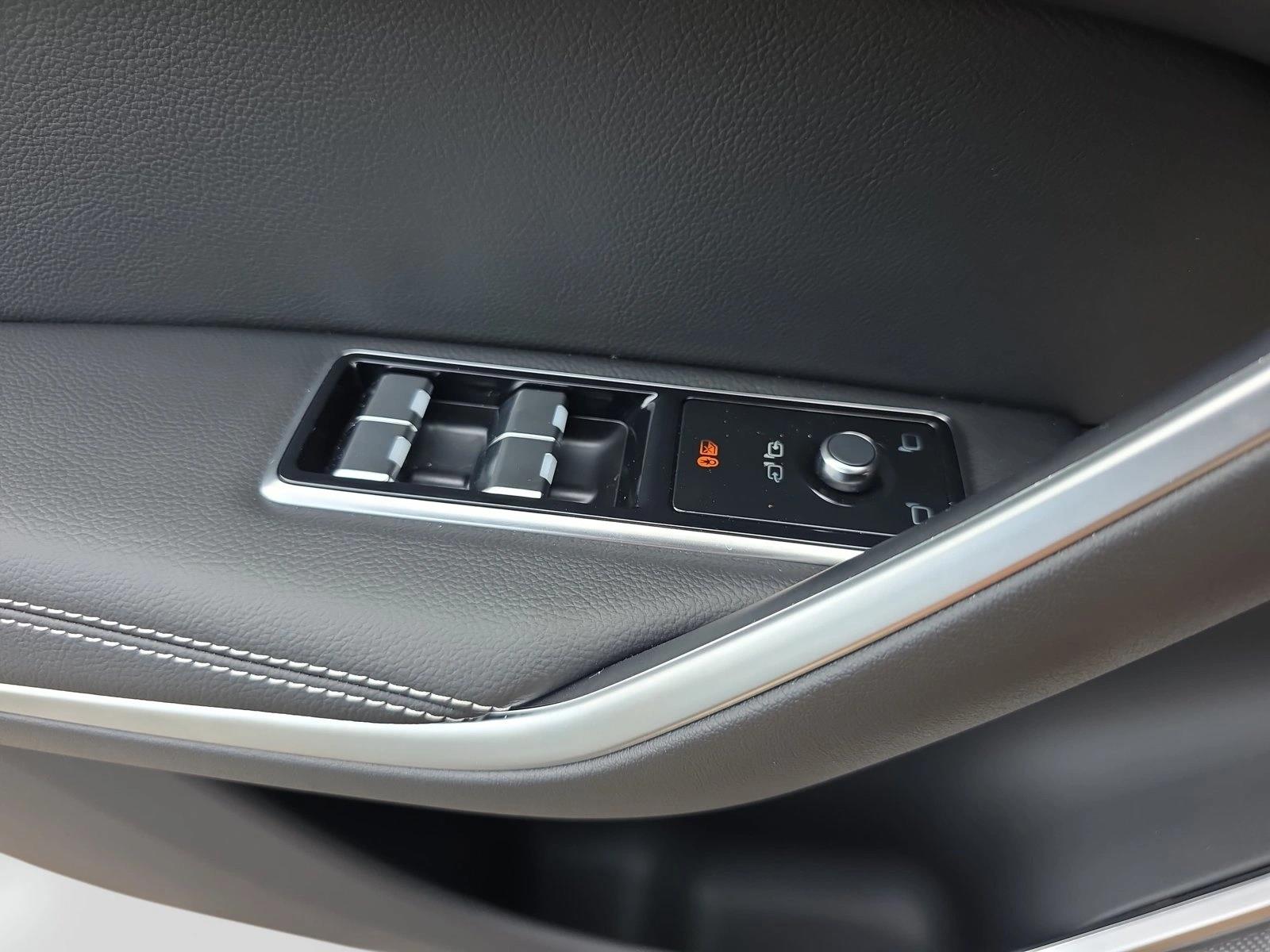 2026 Jaguar F-Pace R-Dynamic S - Photo 28