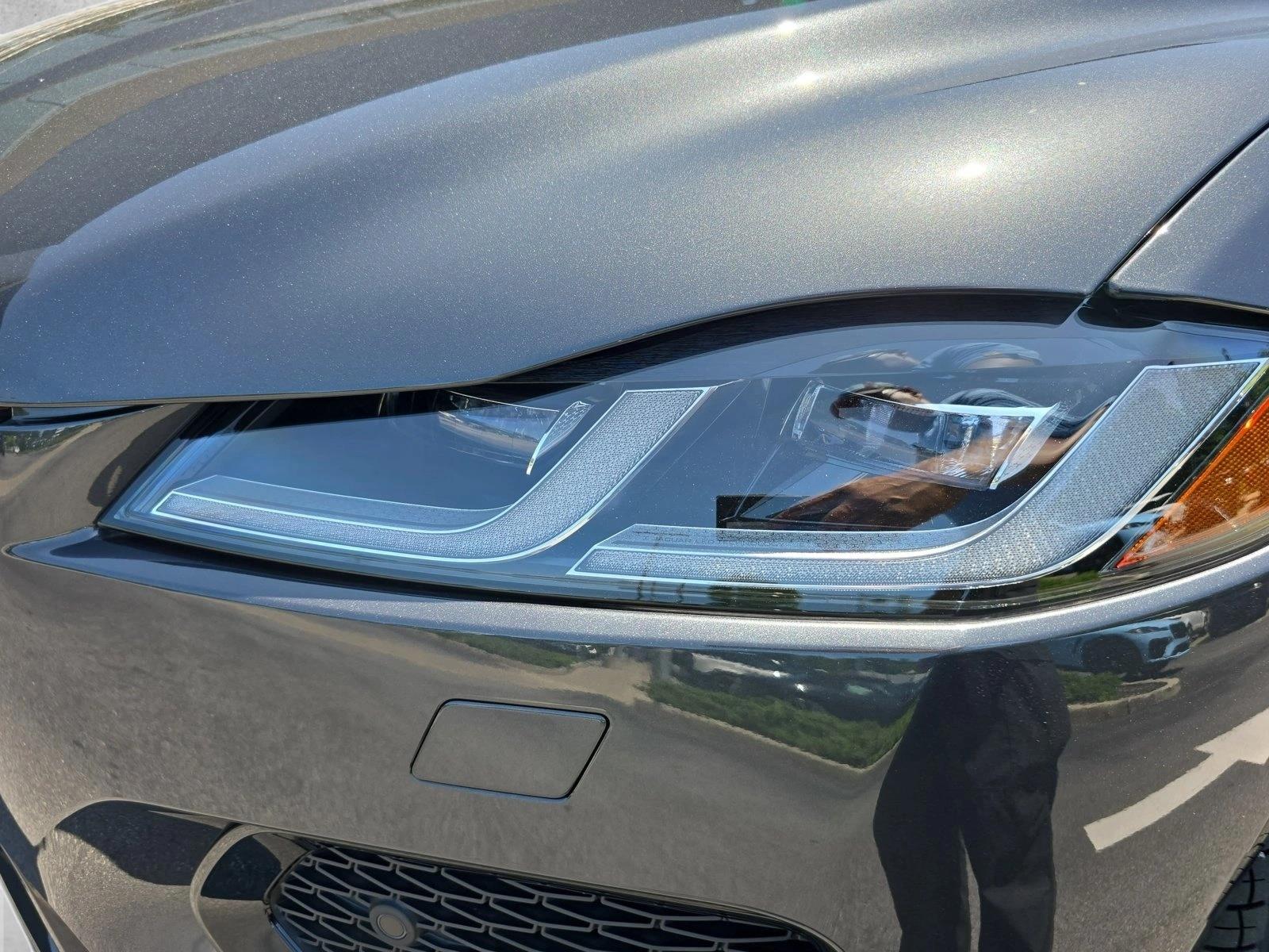 2026 Jaguar F-Pace R-Dynamic S - Photo 30