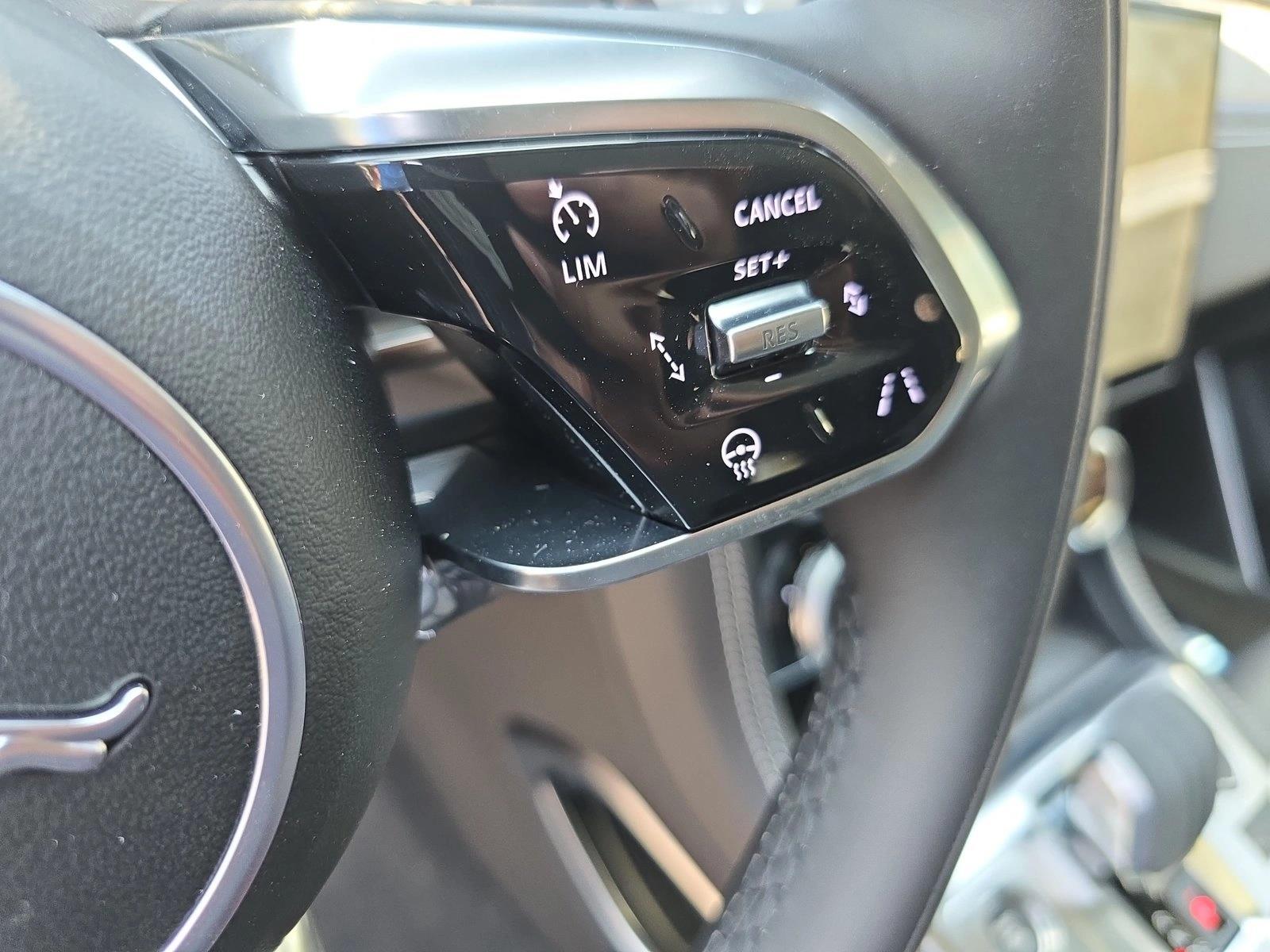 2026 Jaguar F-Pace R-Dynamic S - Photo 17