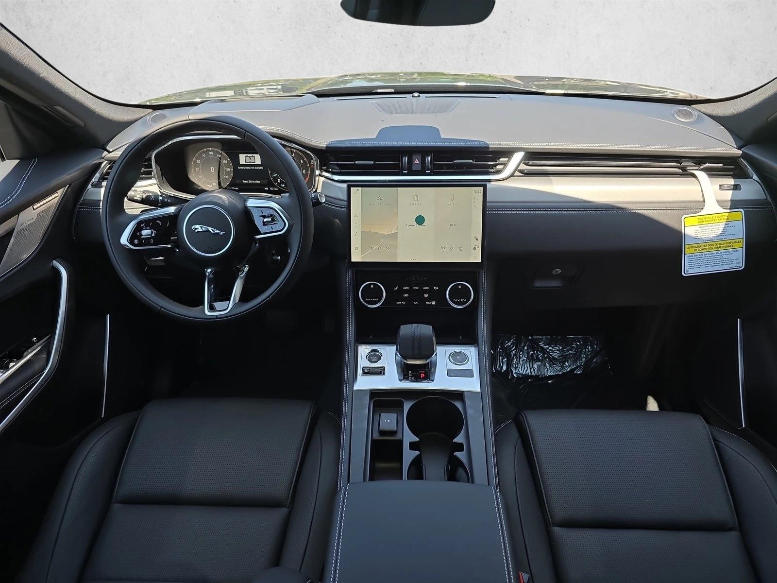 2026 Jaguar F-Pace R-Dynamic S - Photo 9