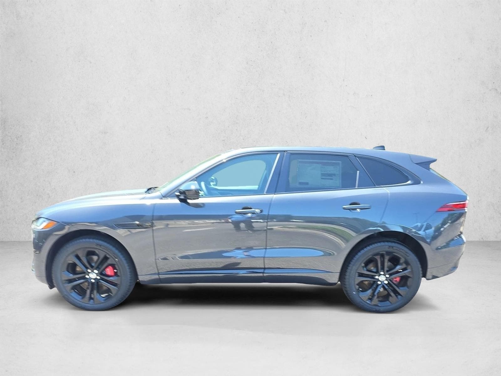 2026 Jaguar F-Pace R-Dynamic S - Photo 8