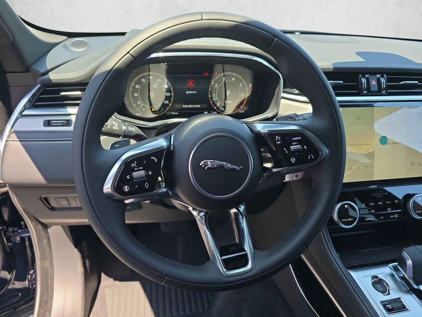 2026 Jaguar F-Pace R-Dynamic S - Photo 15