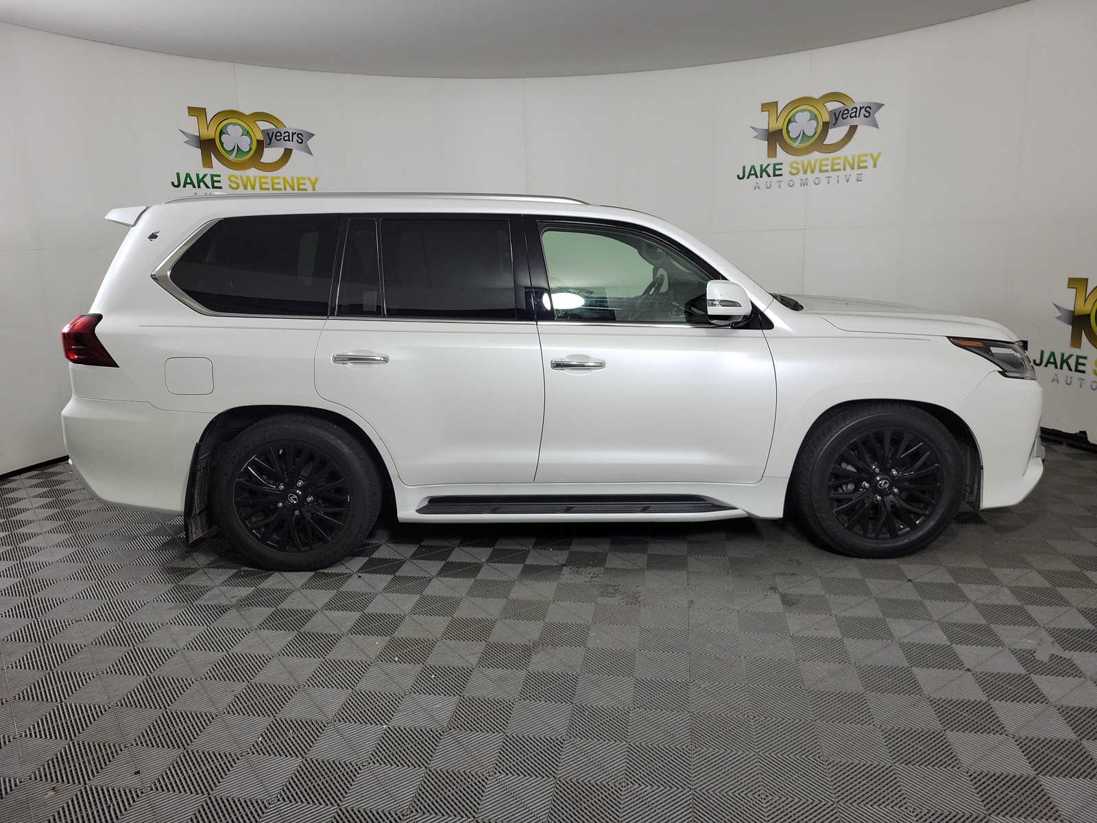 Used 2017 Lexus LX LX 570 4WD SUV