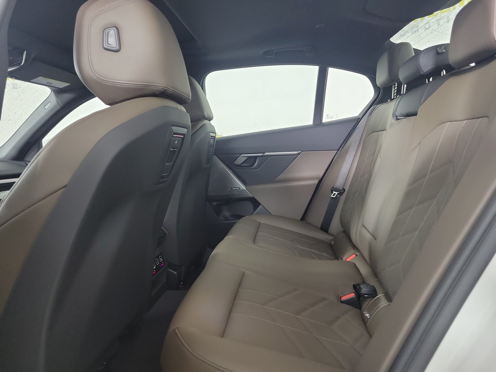 2026 BMW 5 Series 530i - Photo 10