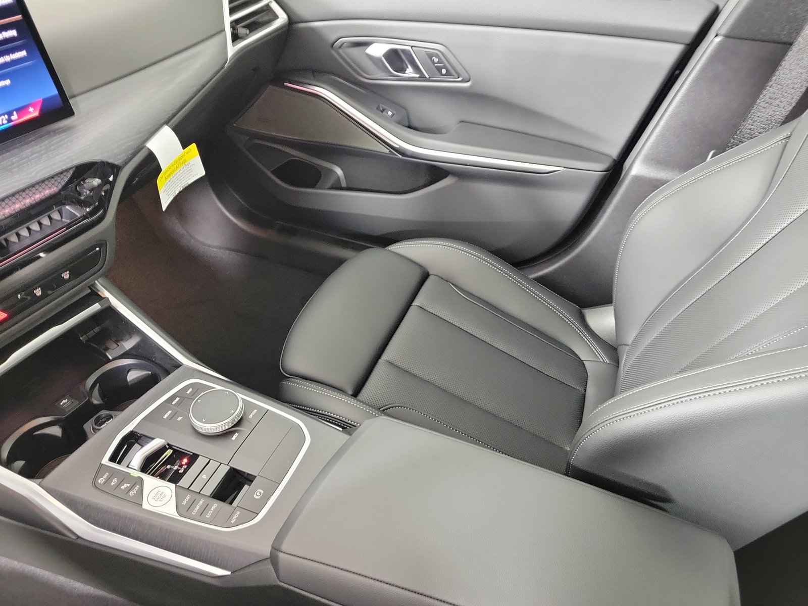 2026 BMW 3 Series 330i - Photo 23