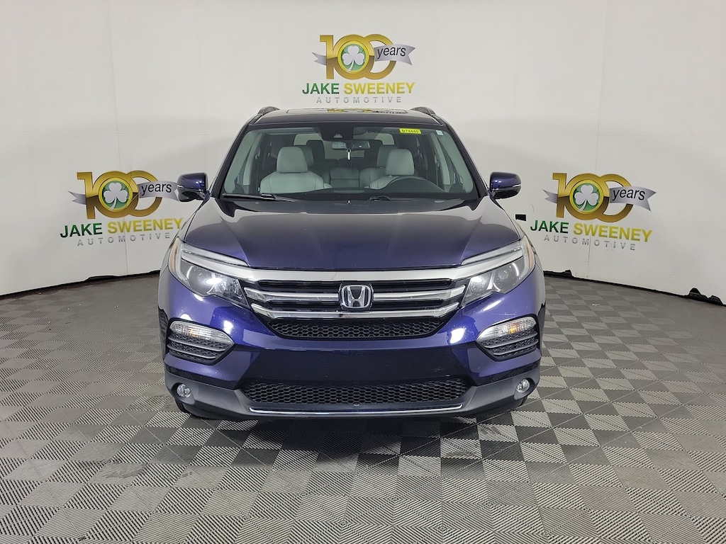 Used 2017 Honda Pilot Touring AWD SUV