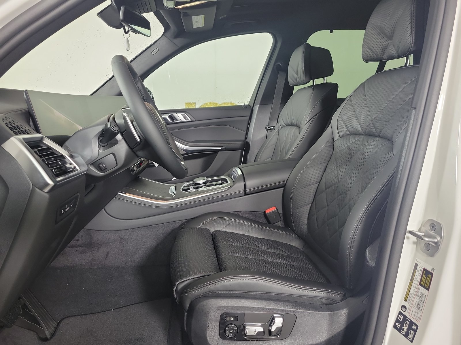 2026 BMW X5 40i - Photo 9