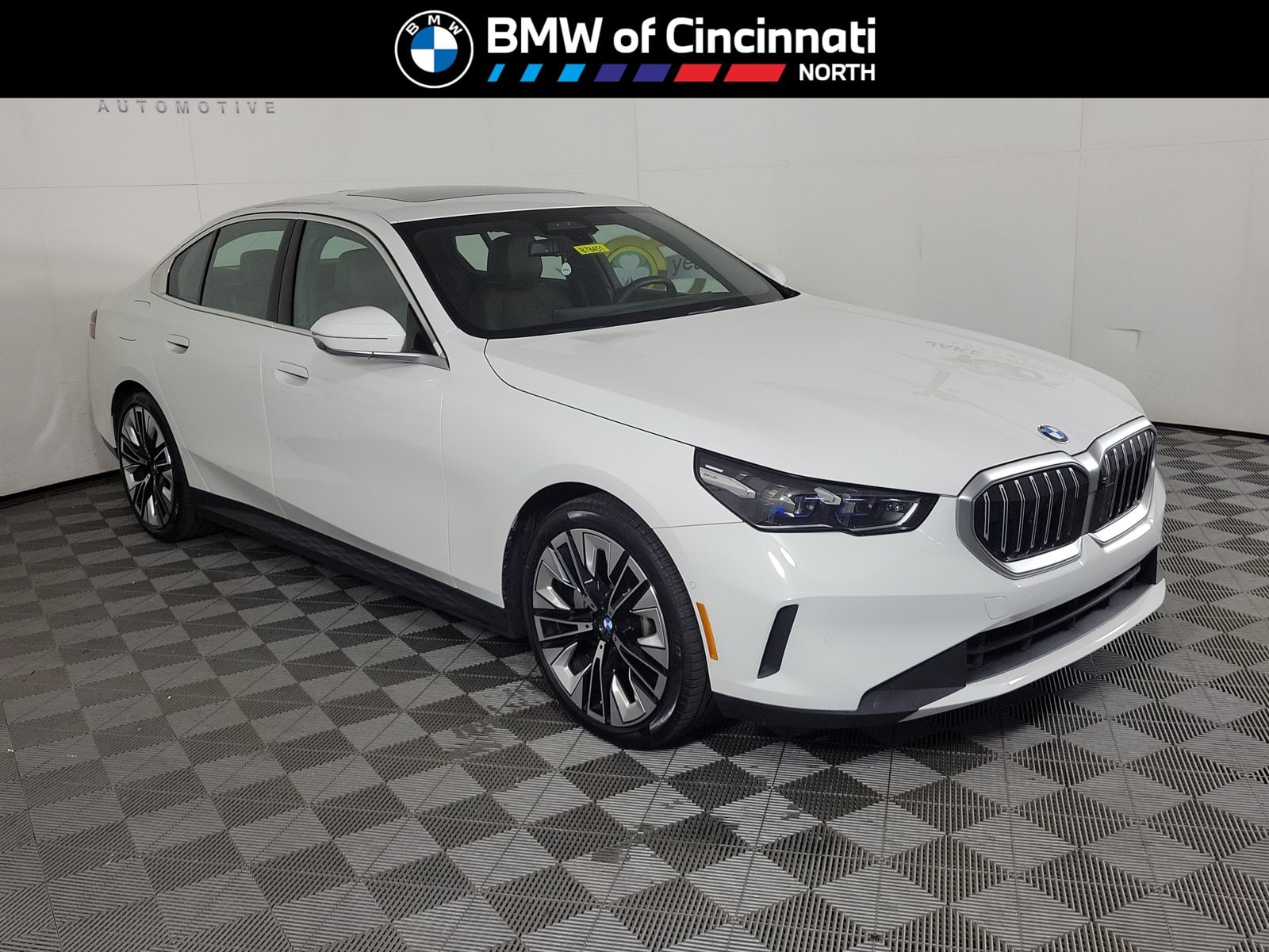 2024 BMW 5 Series 530i