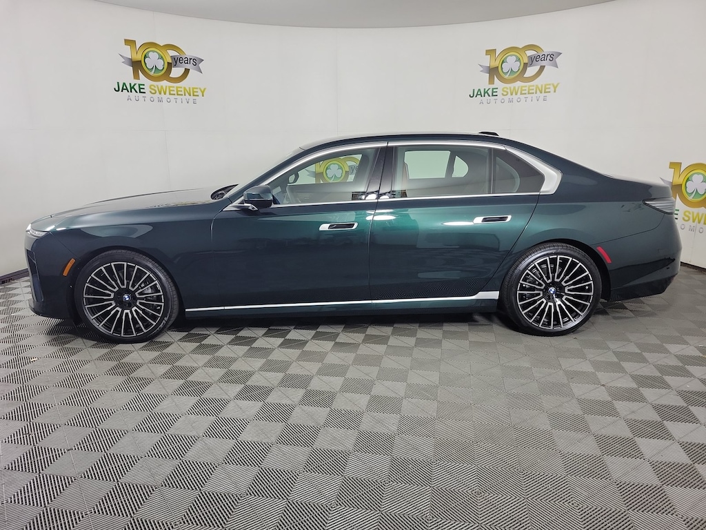 New 2027 BMW 7 Series 740i xDrive Sedan