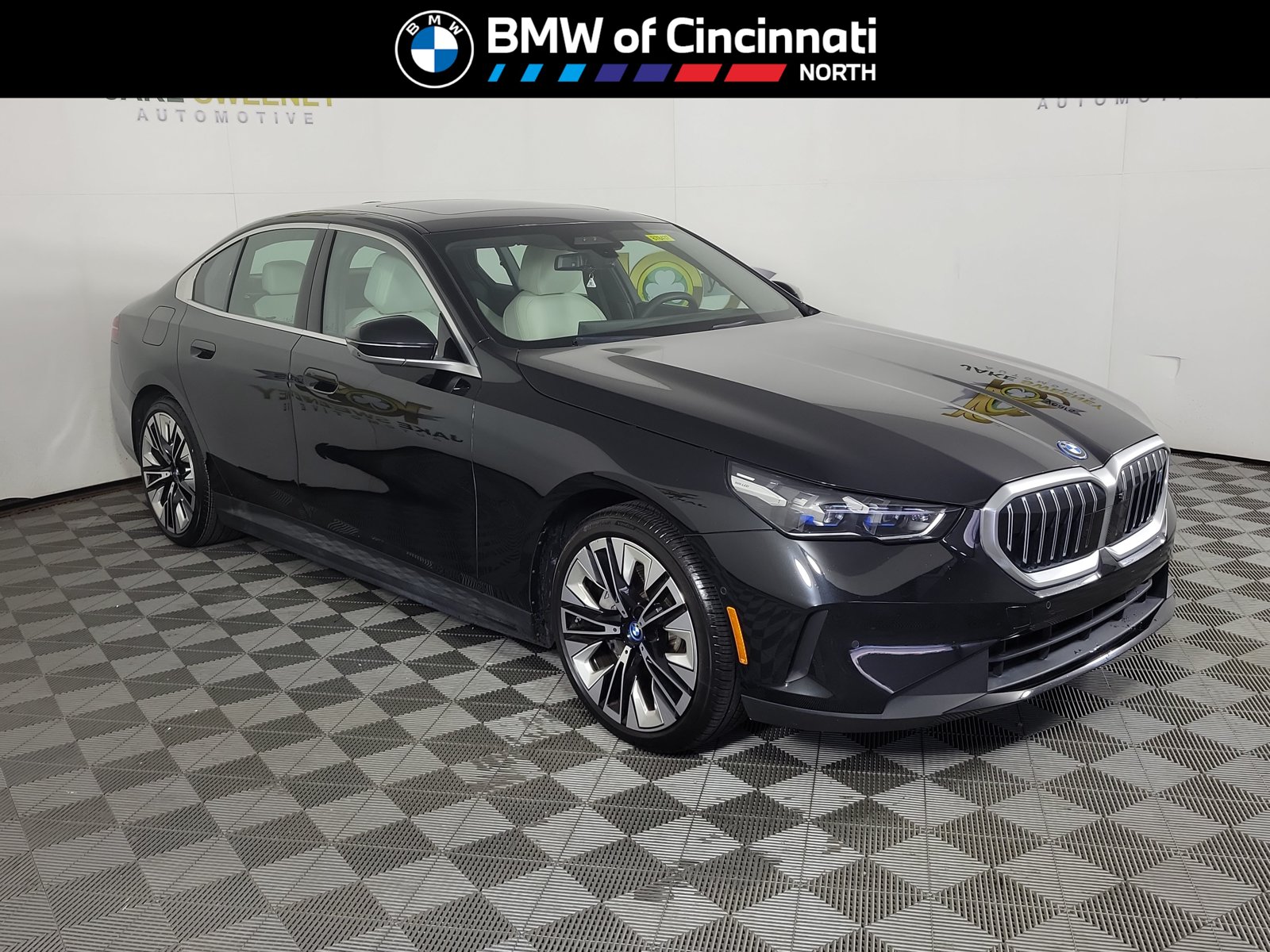 2024 BMW i5