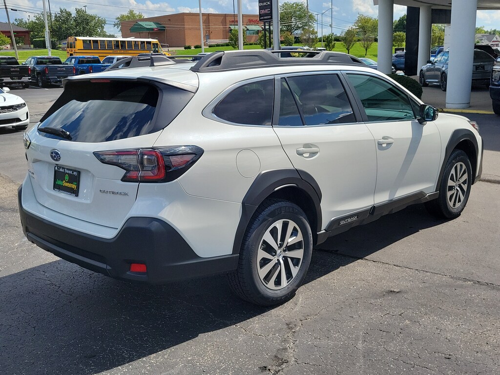 Used 2024 Subaru Outback Premium SUV
