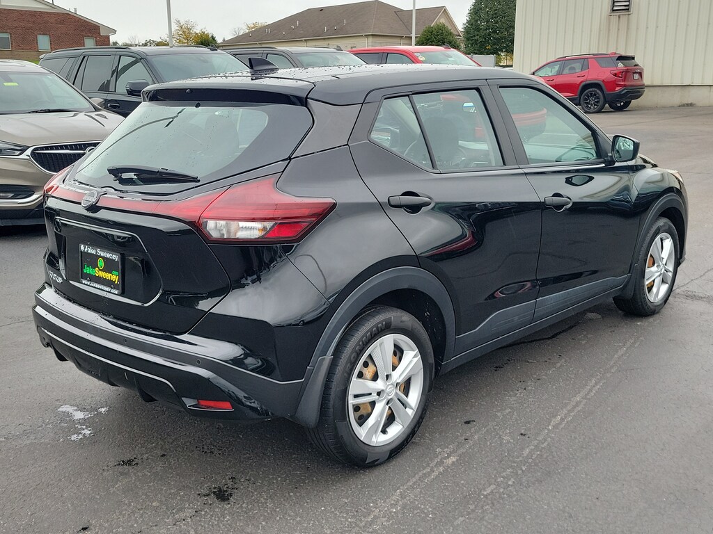 Used 2023 Nissan Kicks S Xtronic CVT SUV